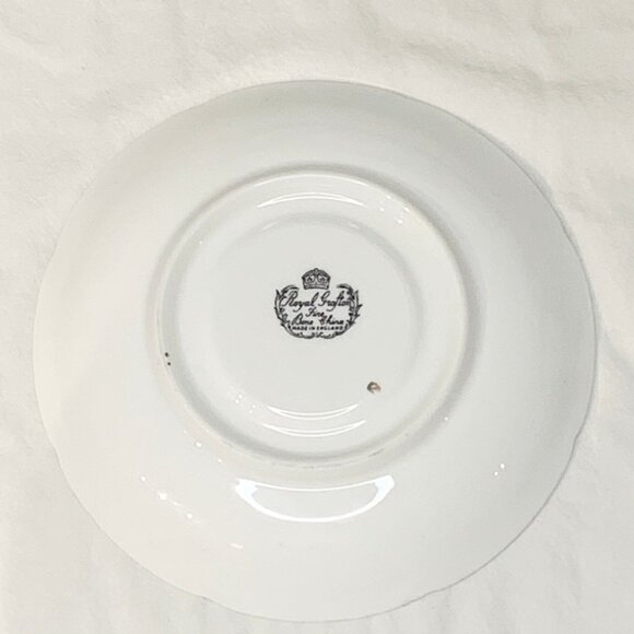 Vintage Royal Grafton Lily of the Valley Cup & Saucer Fine Bone China England - Picture 4 of 9